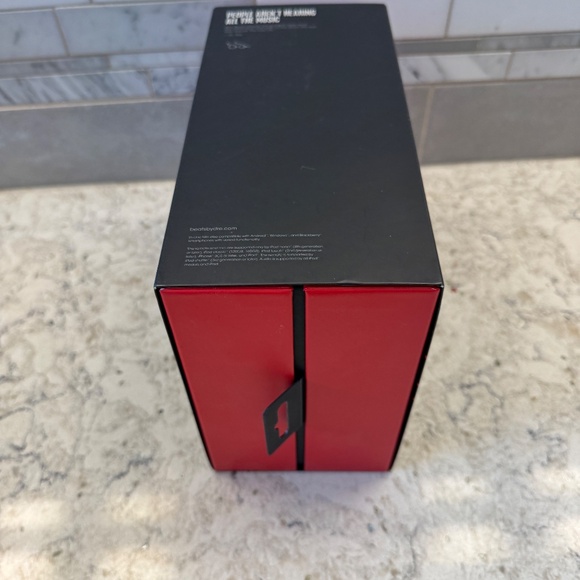 EMPTY BOX  Special Edition Matt Black Beats Studio wireless BOX ONLY - Picture 4 of 8
